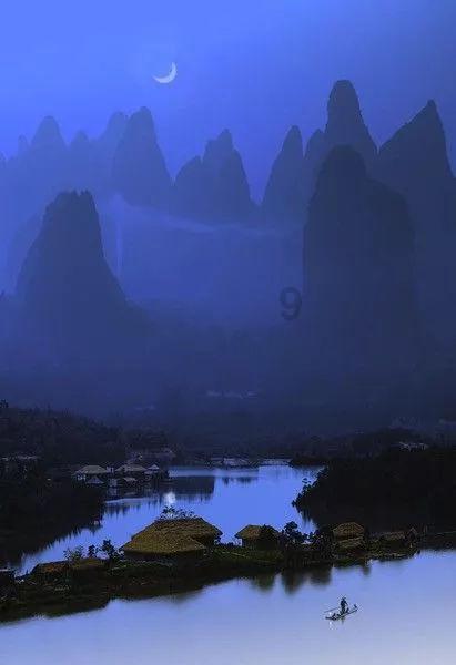 衣柜万万别再费钱装顶柜了,听完老木工分析,想拆了我家的重装